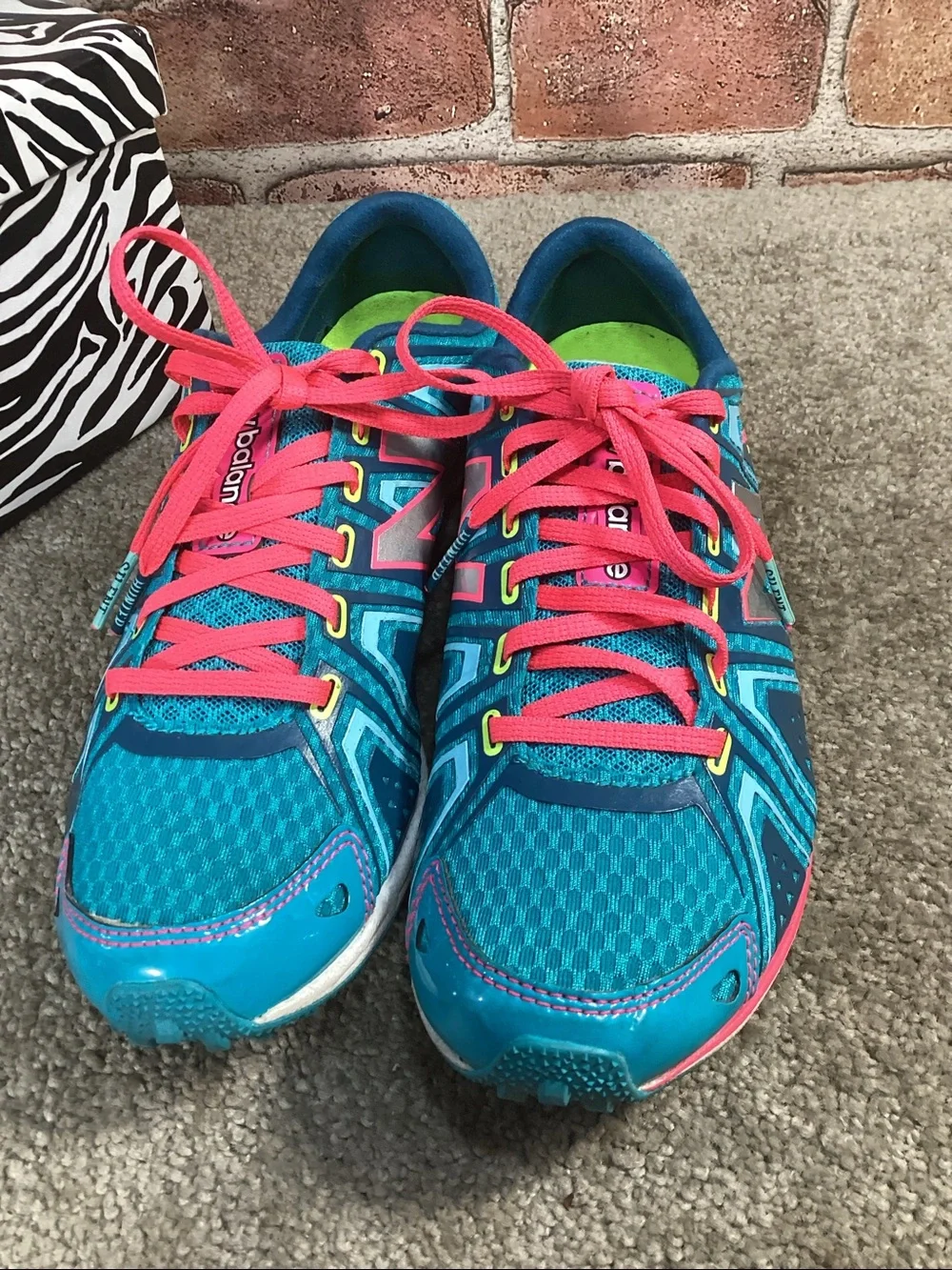 New Balance Kick XC 700v3 womens cross country Track racing shoes size 6